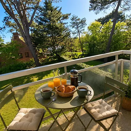 With Balcony Private Parking In Touquet 아파트