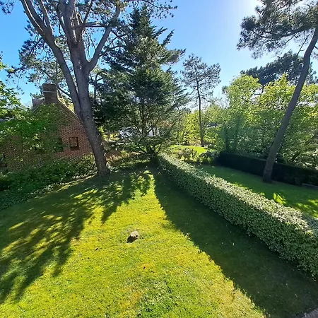 With Balcony Private Parking In Touquet